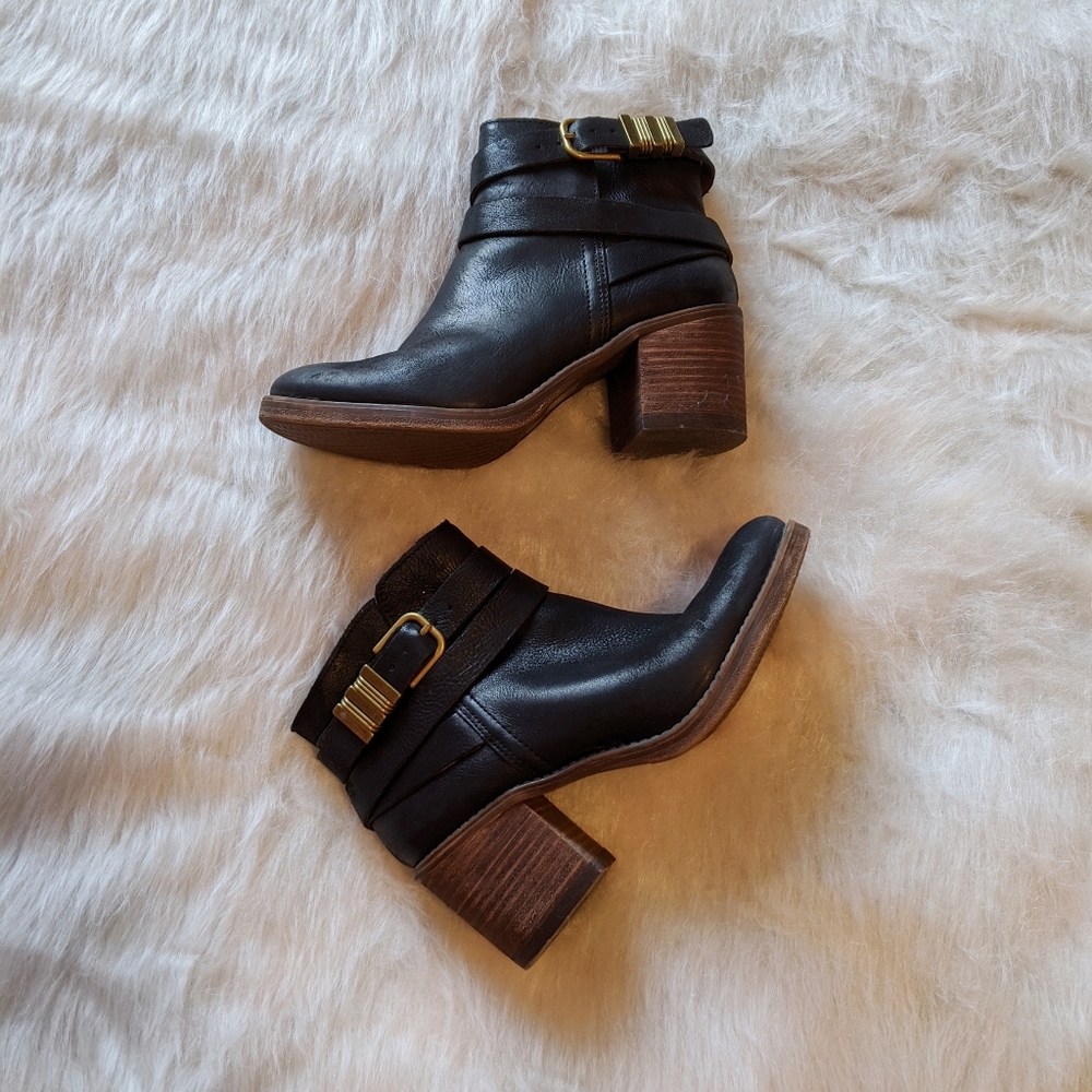 Lucky Brand black leather booties